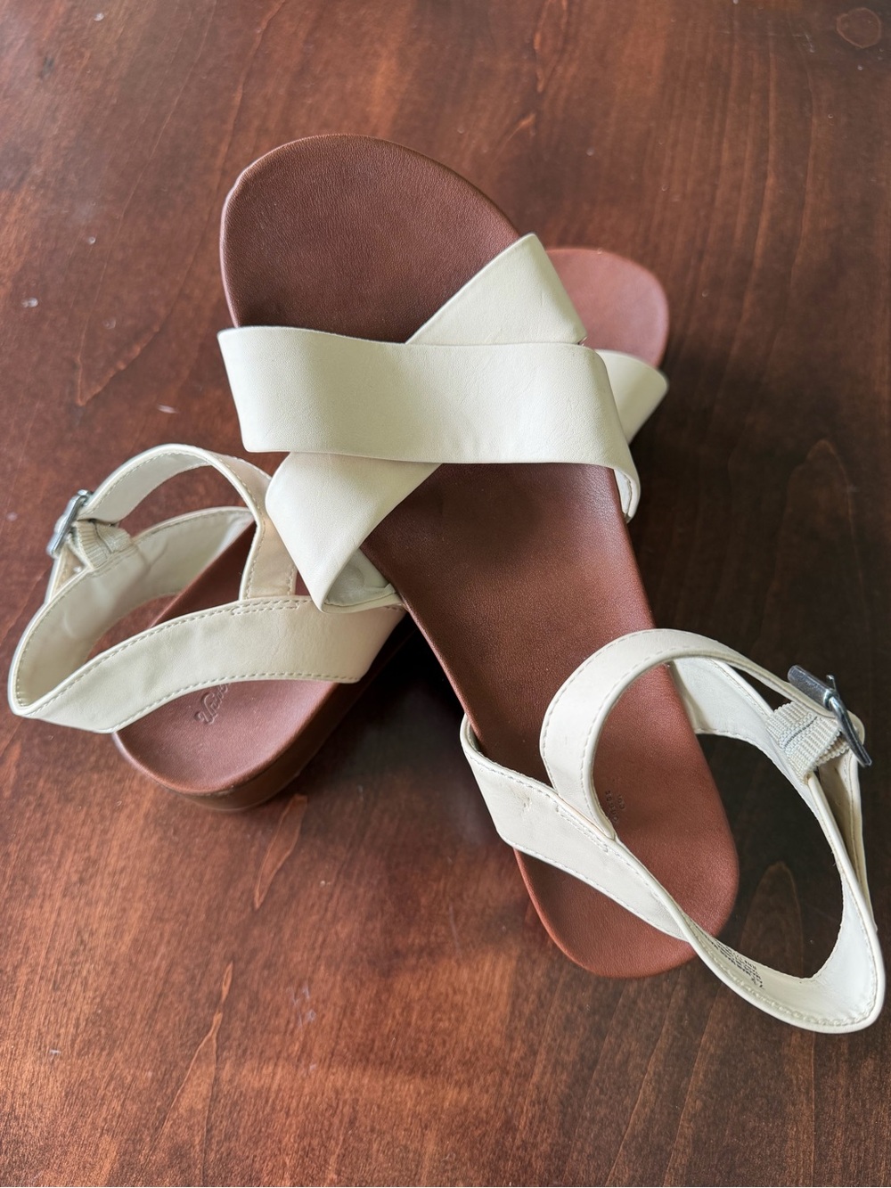 Universal Thread Women’s Beige Crisscross Ankle-Strap Sandals - worn once